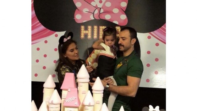 Qızına 6 minlik tort hazırlatdı - foto