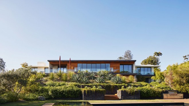 Cennifer evinin qapısını açdı- foto