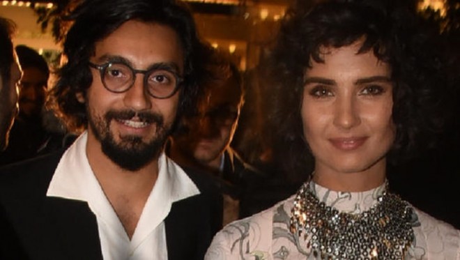 Tuba Böyüküstün sevgilisi ilə əl-ələ 