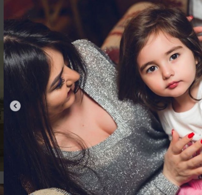 Güneldən qızına: “Ən böyük uğurum...” - foto 