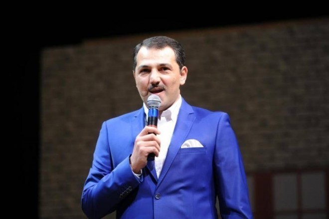 Vüqar Əbdülov xanım sənətçiyə tərif yağdırıb:  “Elnarəni çox istəyirəm" - açıqlama 