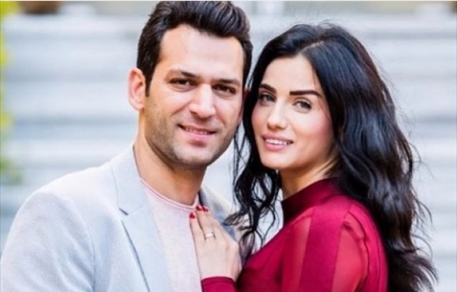 Pərəstişkarlarına görə evini dəyişdi