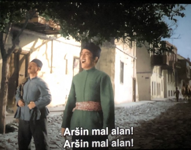 “Arşın mal alan” Monteneqroda göstərilib - foto