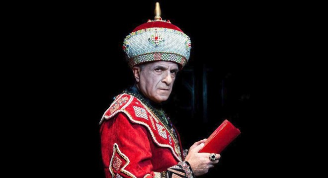 Teatr “Şah Qacar” tamaşasından sonra açıqlama verdi