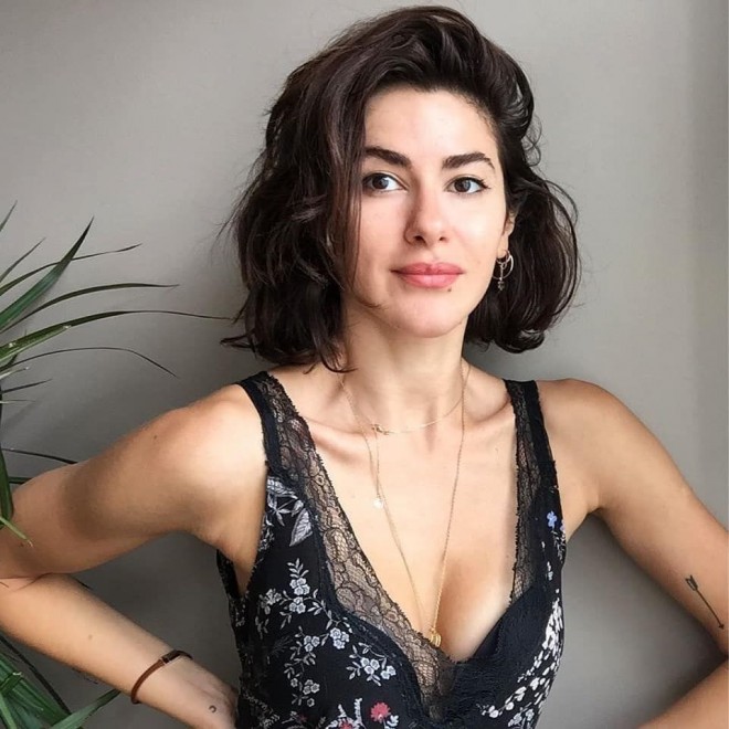 Nəsrin Cavadzadə görüş üçün Londan gedib