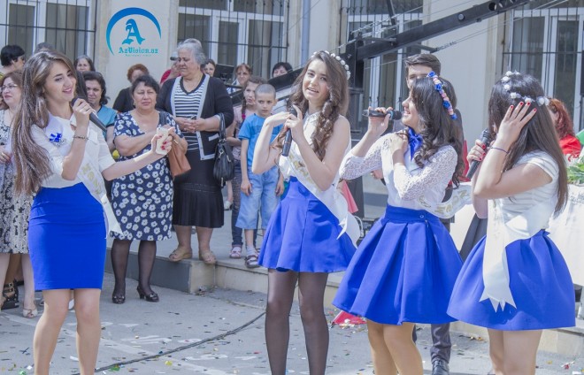 Bu gün məktəblərdə "Son zəng" çalınır