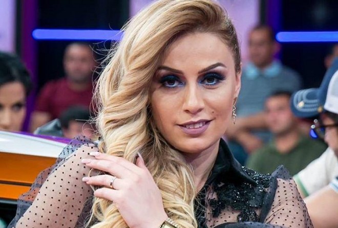 Roza Zərgərli 15 ildir eşq yaşayır