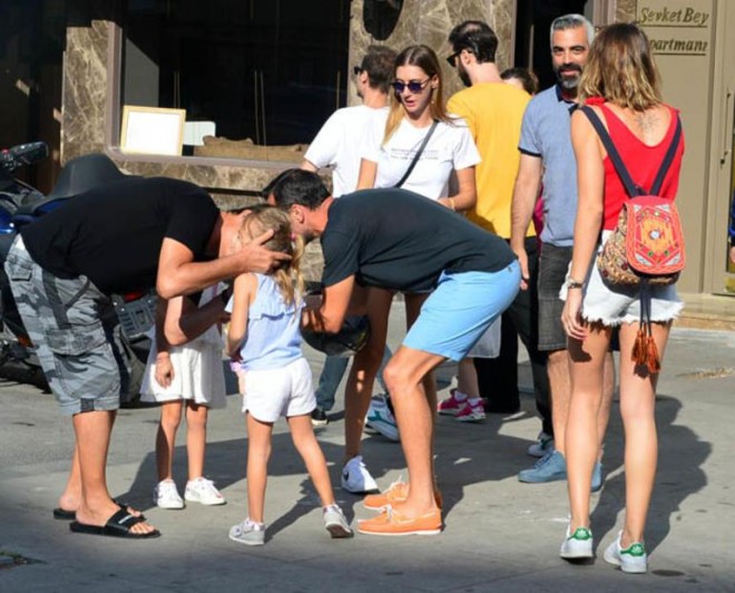 Acun İlıcalı ailəsi ilə İstanbulda - foto&nbsp;