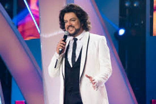 Filip Kirkorov geyimi ilə təəccübləndirdi - foto