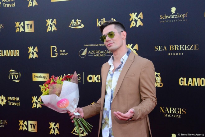 Müğənni xəstəxanaya düşdü