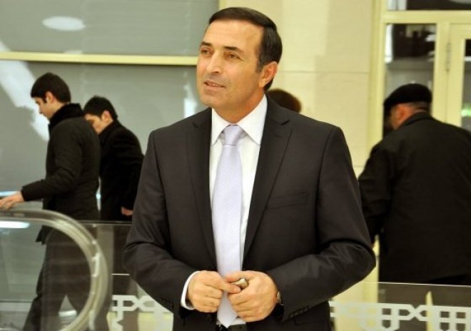 Xalq artisti ana dilimizin müdafiəsinə qalxdı - özəl