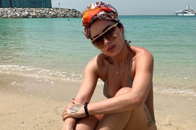 Model Dubayda gözəllik sirrini açdı