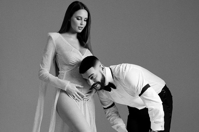 Model hamiləlik fotolarını paylaşdı