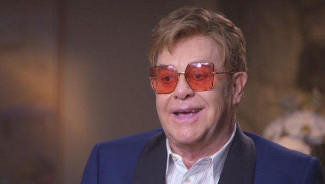 Elton Conun səhhətində problem yarandı