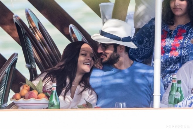 Rihanna ərəb sevgilisindən uşaq istəyir - foto