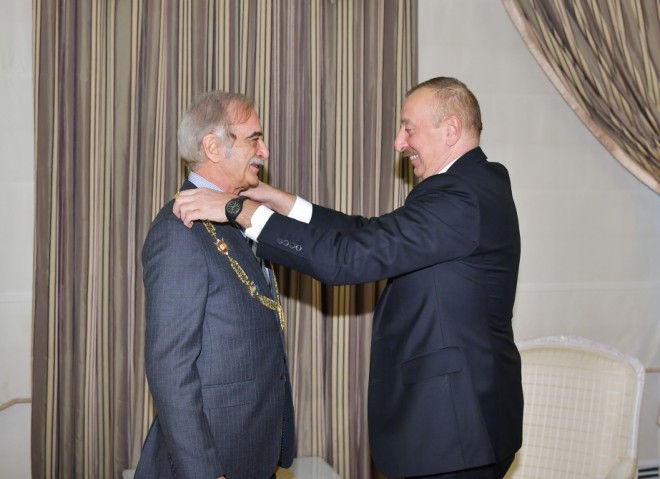 Polad Bülbüloğluna “Heydər Əliyev” ordeni təqdim olundu - foto