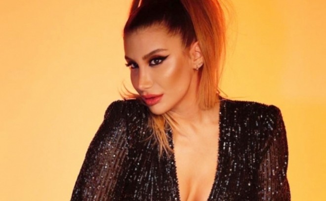 İrem Derici dörd əməliyyat keçirib