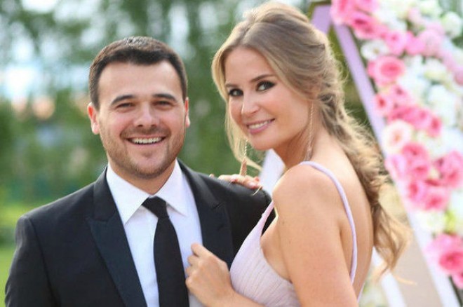 Emin rusiyalı modeldən də ayrıldı - foto