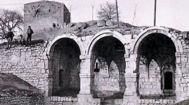 Ermənilərin dağıtdığı 3 əsrlik abidəmiz -&nbsp;Qarğabazar məscidi