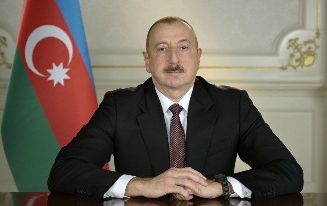Prezident bu şəxslərə təqaüdü və mükafatı verdi