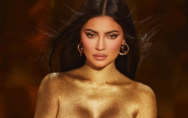 Model yeni markasını təqdim edib