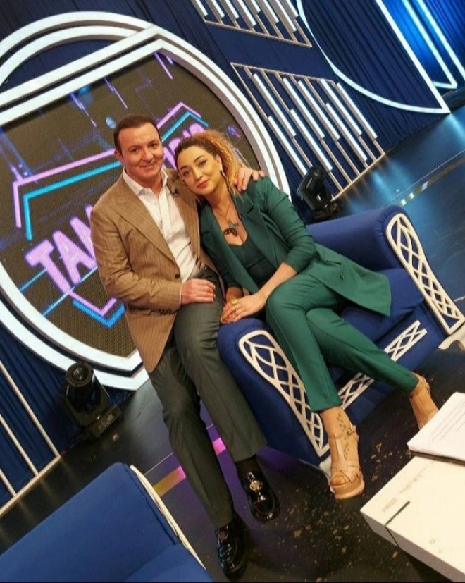Xatirə Əməkdar artistin duet oxumasını qısqanıb