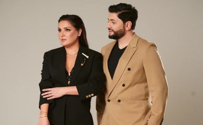 Xalq artisti xanımı ilə izləyicilərini təhqir edib
