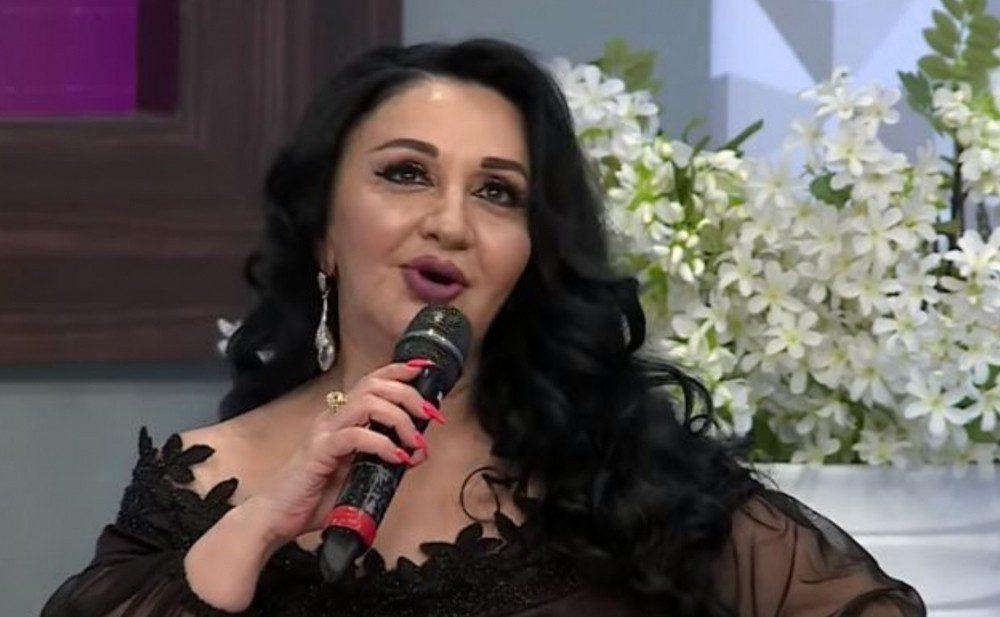 Xalq artistinin təzyiqi var