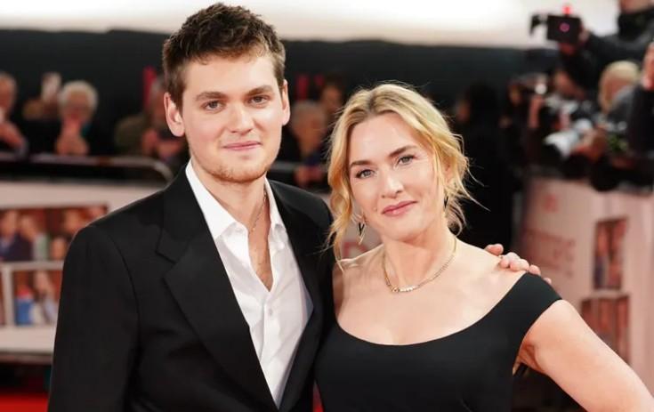 Oğlu ilə poz verib - FOTO