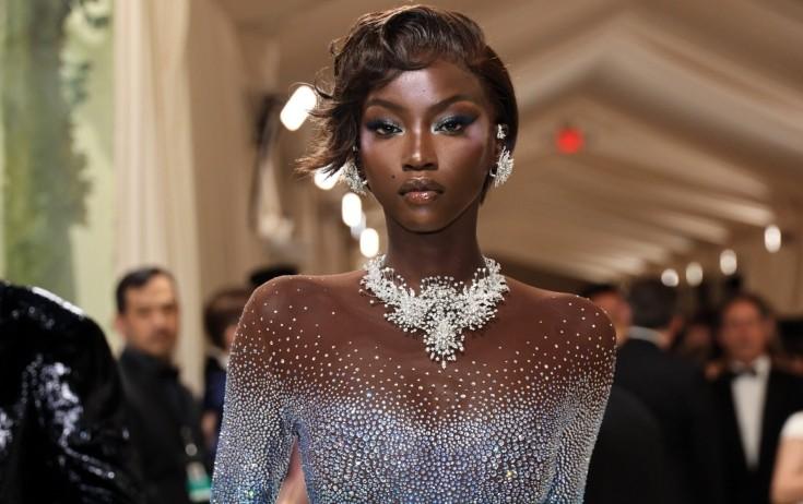 “İlin modeli” - FOTO