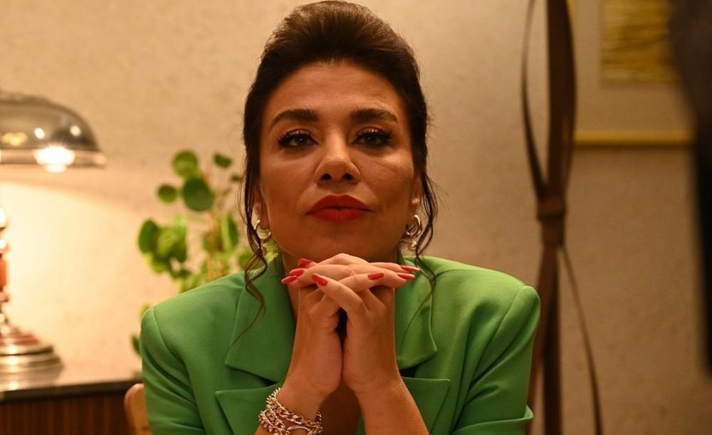 Aktrisa uşaqlıq sevgilisinə qayıtdı - FOTO