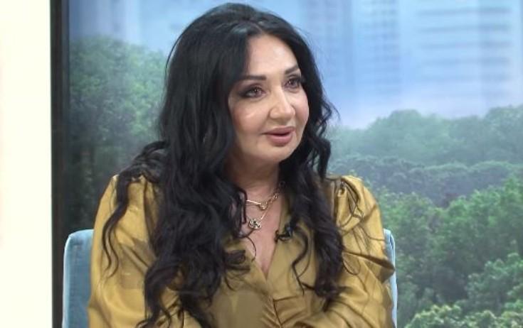 Xalq artisti yeni eşqə düşüb