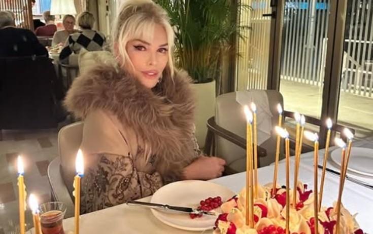 Ajda Pekkanın 80 ili - FOTO