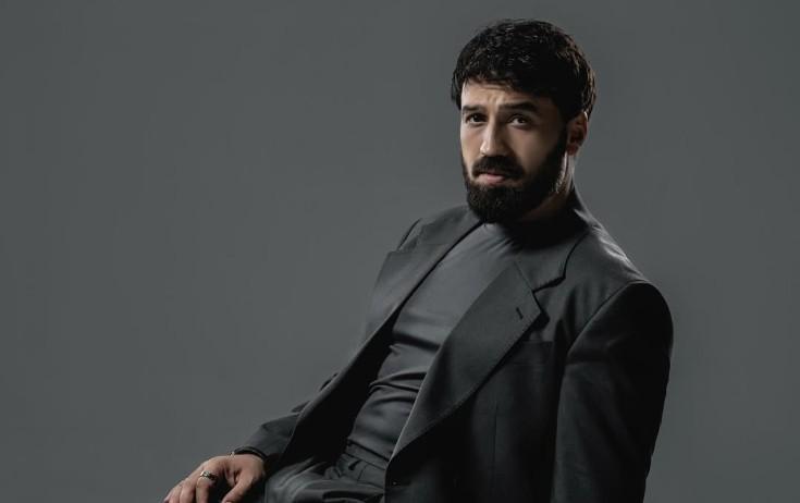 Zamiq gün idman edir