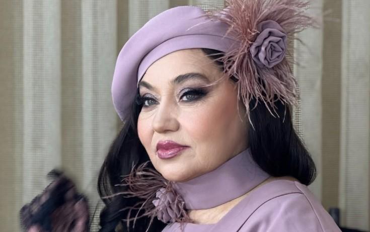 Xalq artistinin maraqlı tərzİ - FOTO